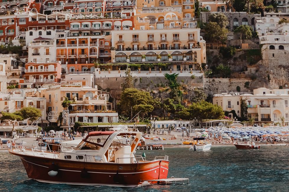 4 THINGS THE TJ TEAM WOULD TAKE ON A EUROPEAN VACATION