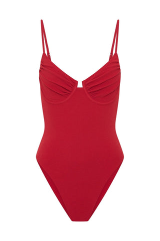 ONE PIECES